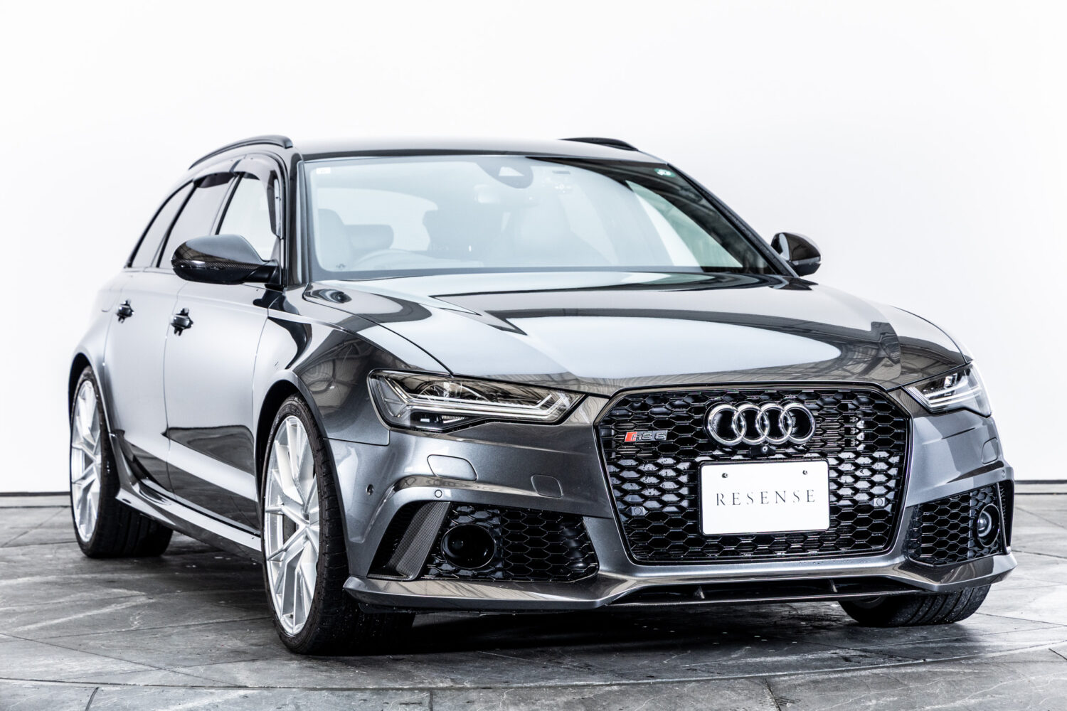 RS6アバント パフォーマンス 4WD