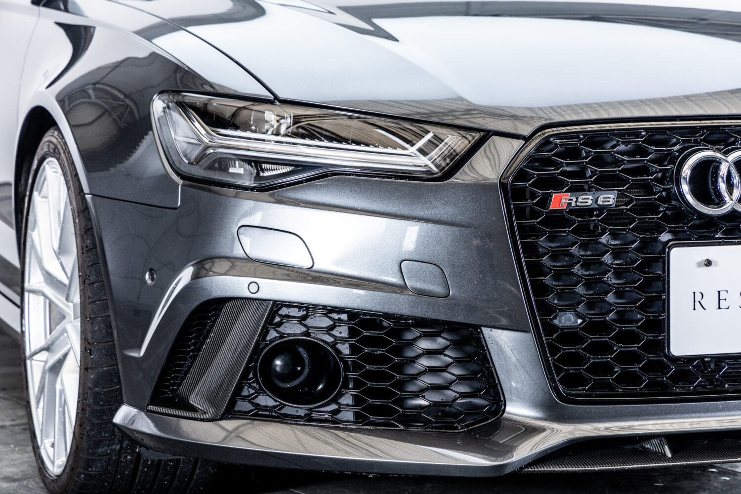 RS6アバント パフォーマンス 4WD