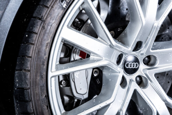 RS6アバント パフォーマンス 4WD