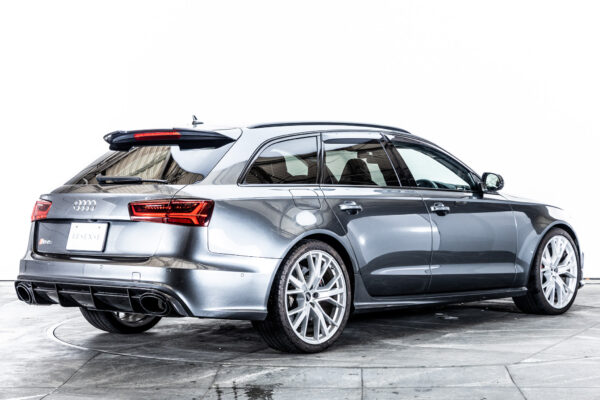 RS6アバント パフォーマンス 4WD