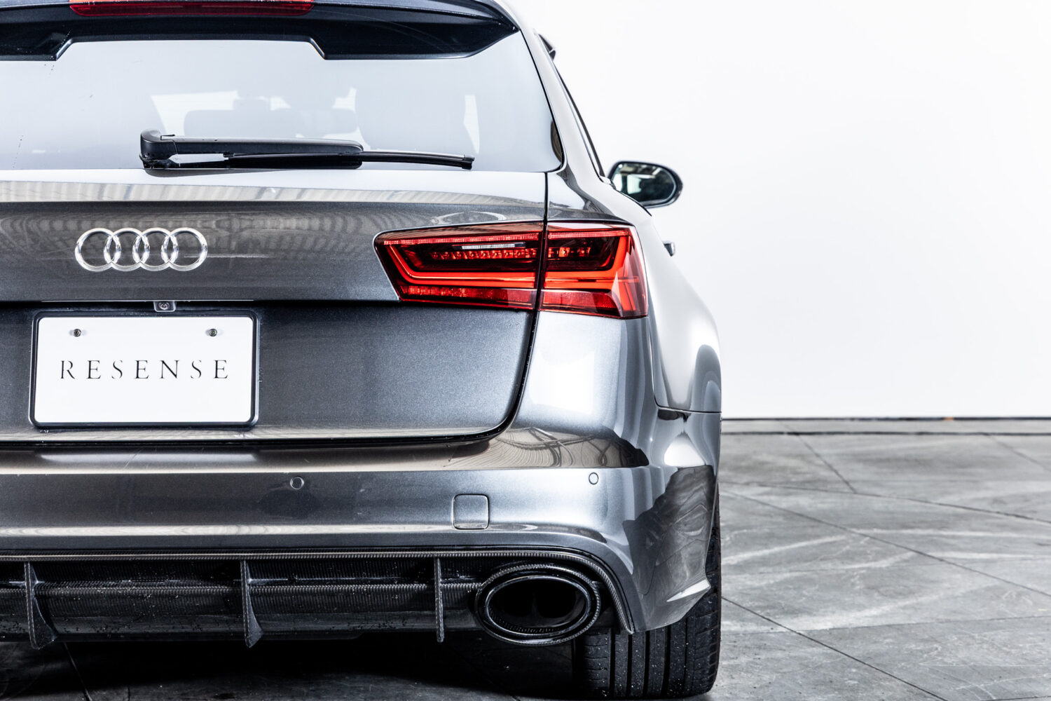 RS6アバント パフォーマンス 4WD