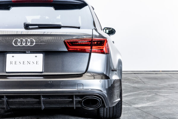 RS6アバント パフォーマンス 4WD