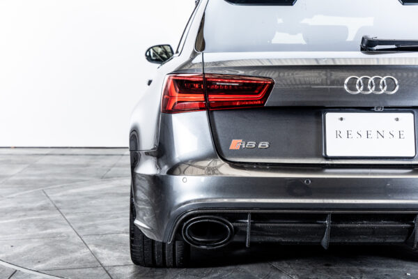 RS6アバント パフォーマンス 4WD