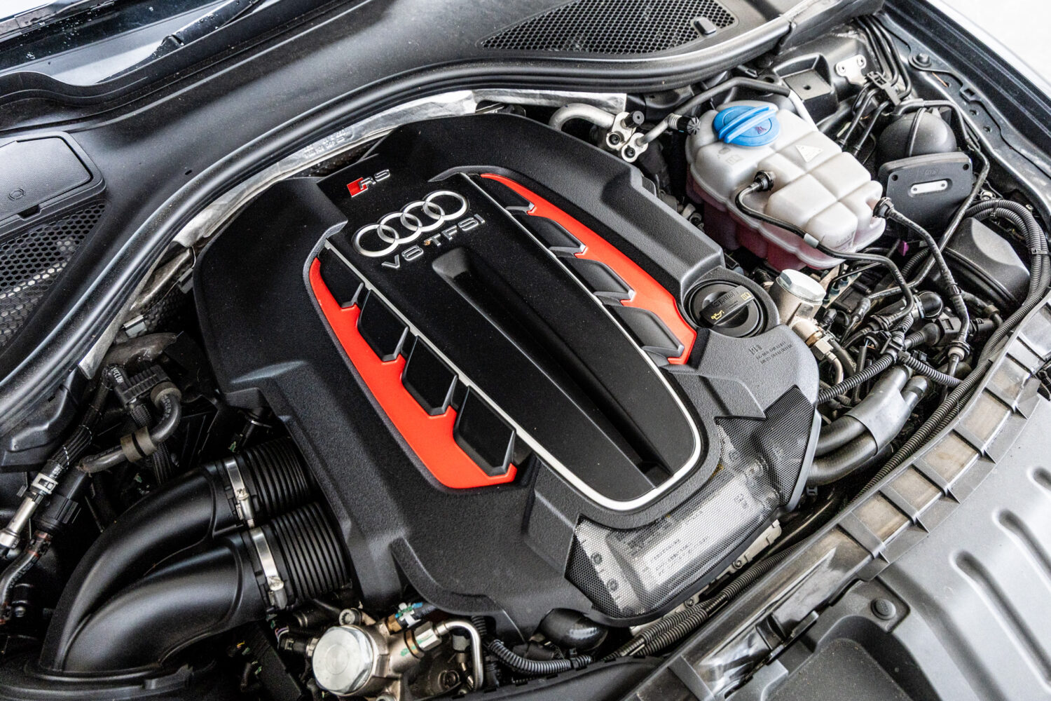 RS6アバント パフォーマンス 4WD