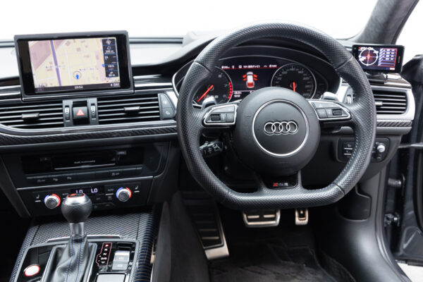 RS6アバント パフォーマンス 4WD