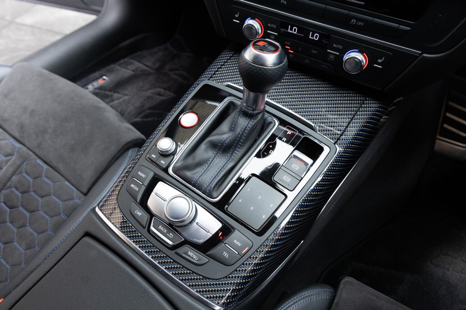 RS6アバント パフォーマンス 4WD