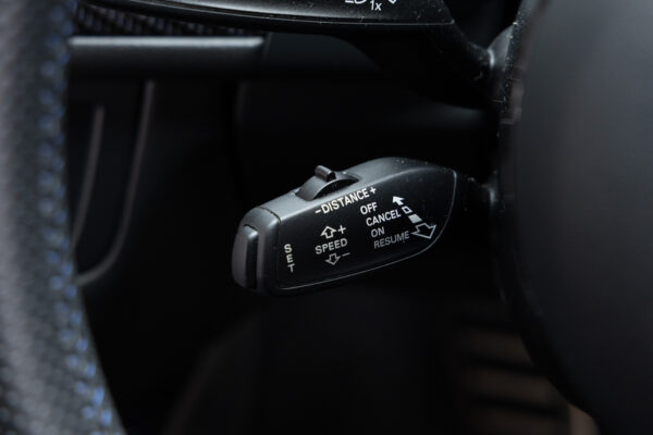 RS6アバント パフォーマンス 4WD