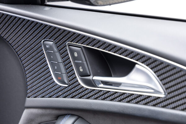 RS6アバント パフォーマンス 4WD