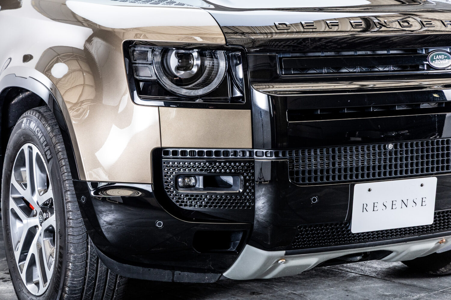 ディフェンダー 110X 3.0L D300 4WD
