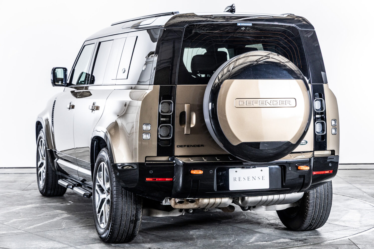 ディフェンダー 110X 3.0L D300 4WD