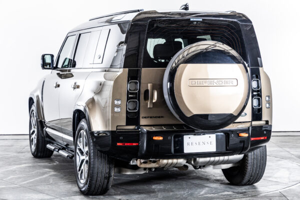 ディフェンダー 110X 3.0L D300 4WD