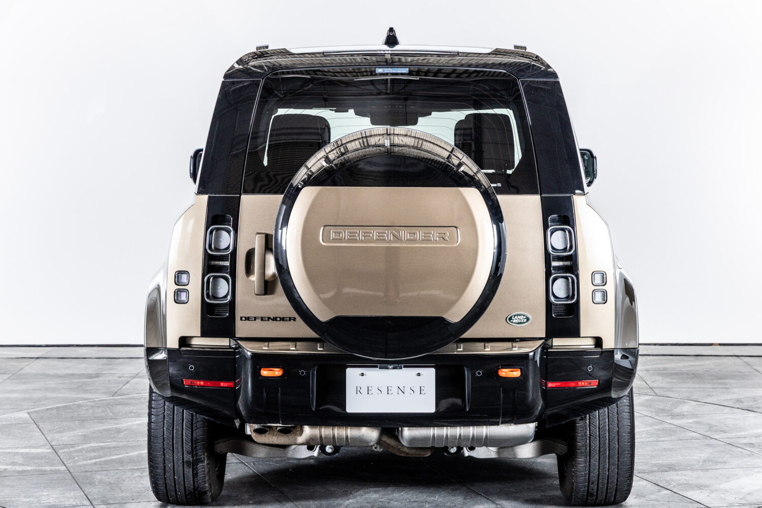 ディフェンダー 110X 3.0L D300 4WD
