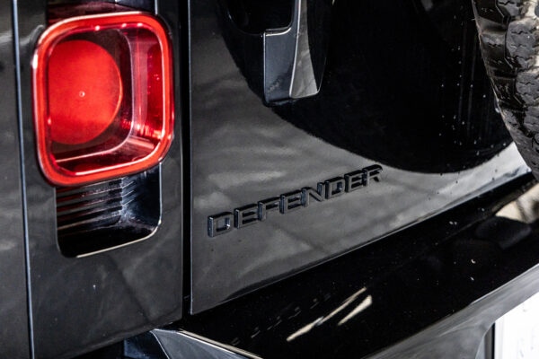 ディフェンダー 110X DynamicHSE D300 4WD