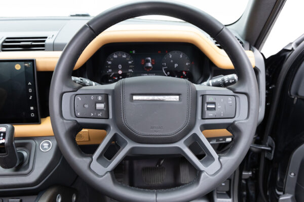 ディフェンダー 110X DynamicHSE D300 4WD