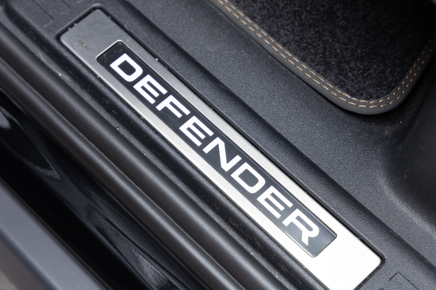 ディフェンダー 110X DynamicHSE D300 4WD