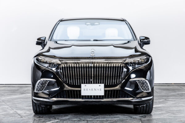 EQS SUV 680ファーストクラスPKG 4WD 左H