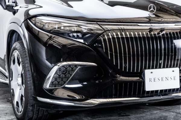 EQS SUV 680ファーストクラスPKG 4WD 左H