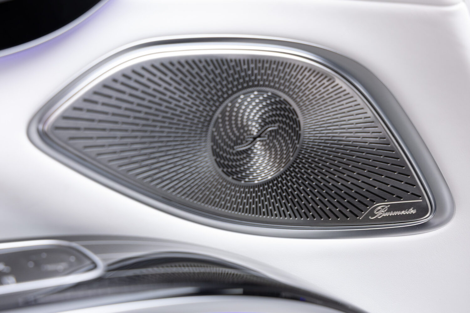 EQS SUV 680ファーストクラスPKG 4WD 左H