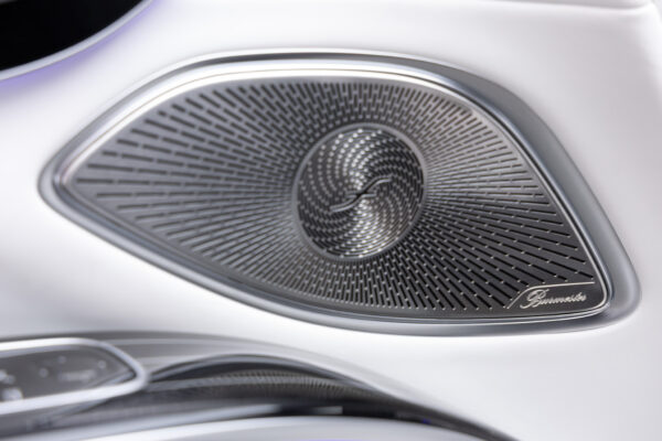 EQS SUV 680ファーストクラスPKG 4WD 左H