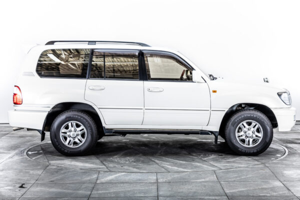 ランドクルーザー シグナス 4.7 4WD