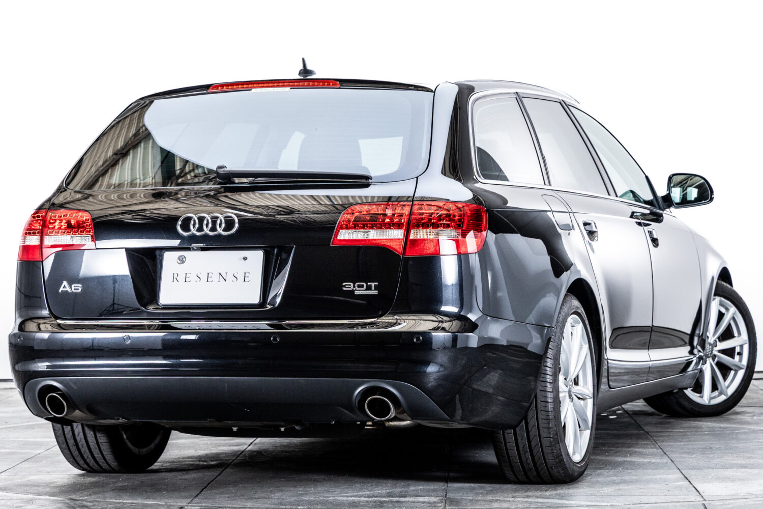 A6アバント3.0TFSI クワトロ 4WD