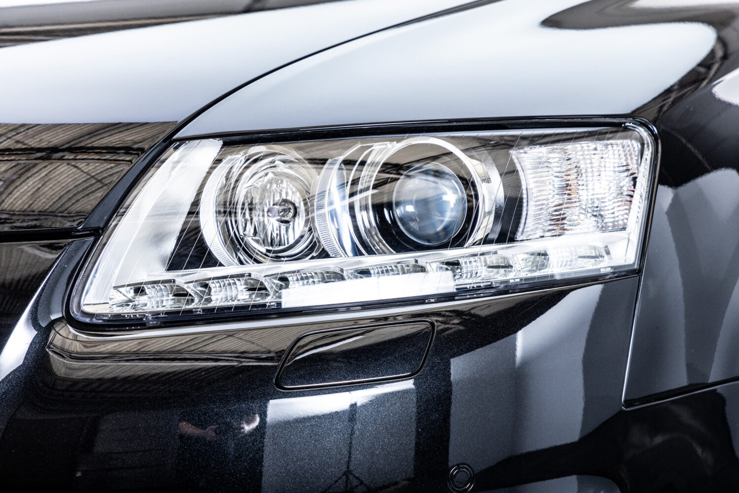 A6アバント3.0TFSI クワトロ 4WD