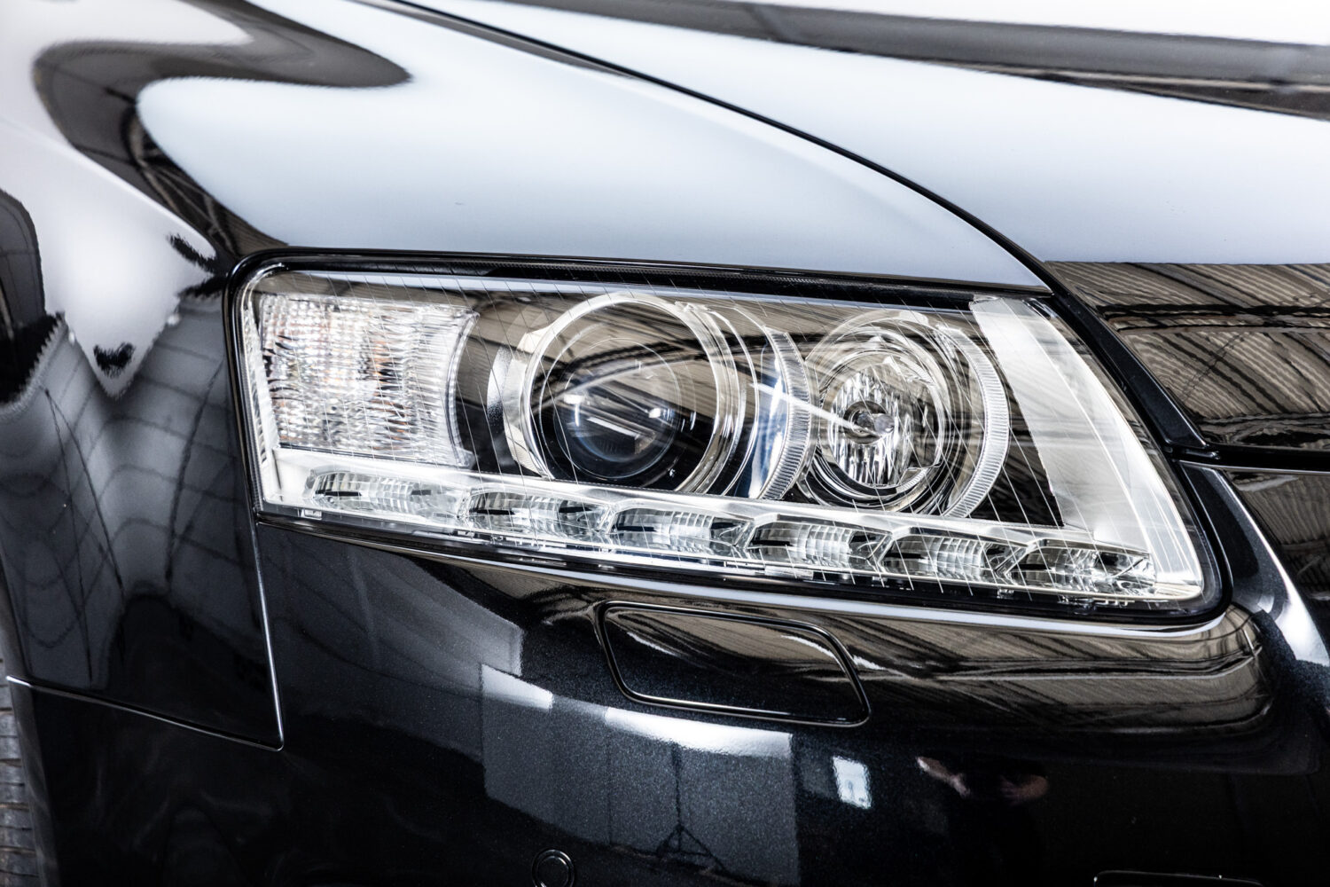 A6アバント3.0TFSI クワトロ 4WD