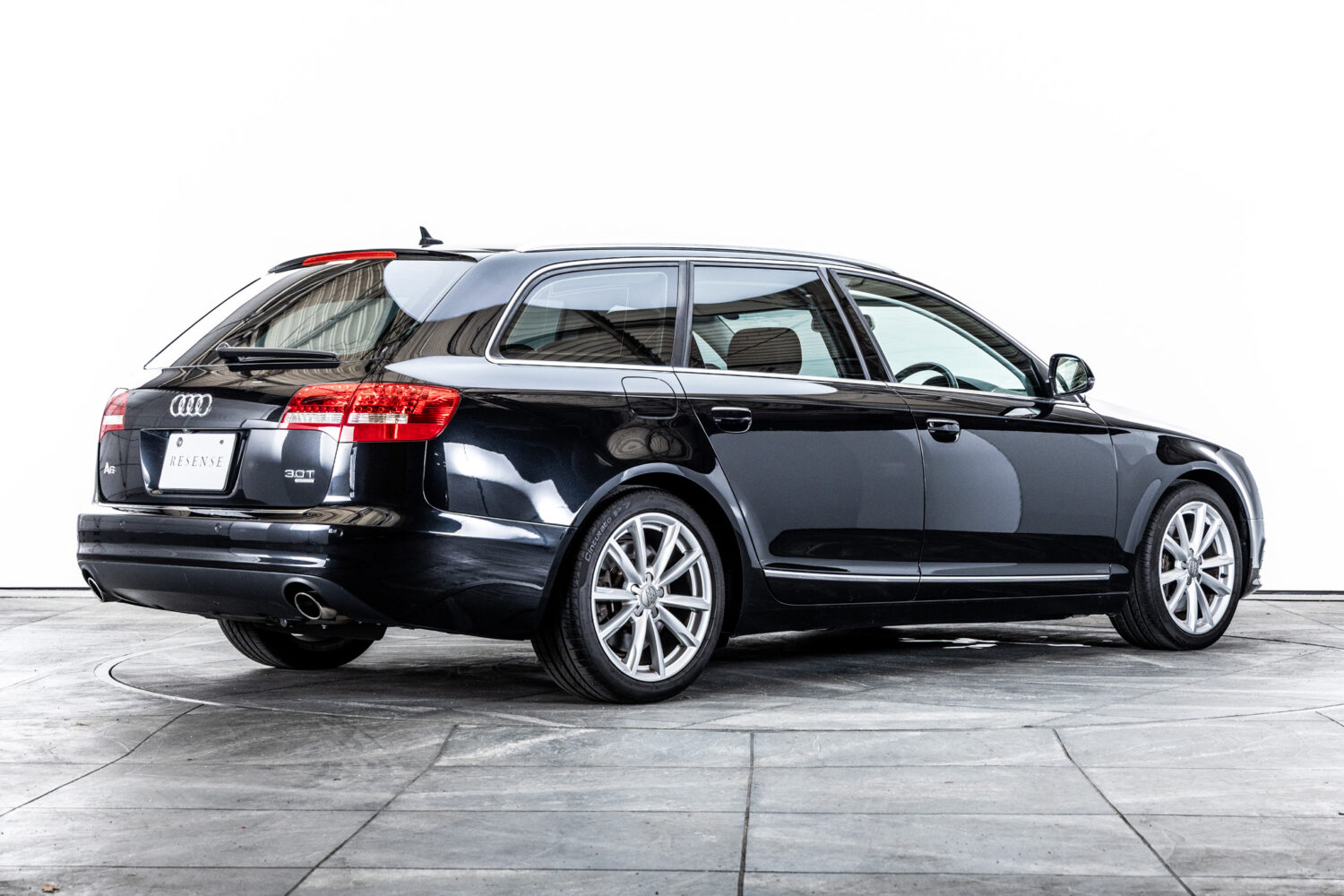 A6アバント3.0TFSI クワトロ 4WD