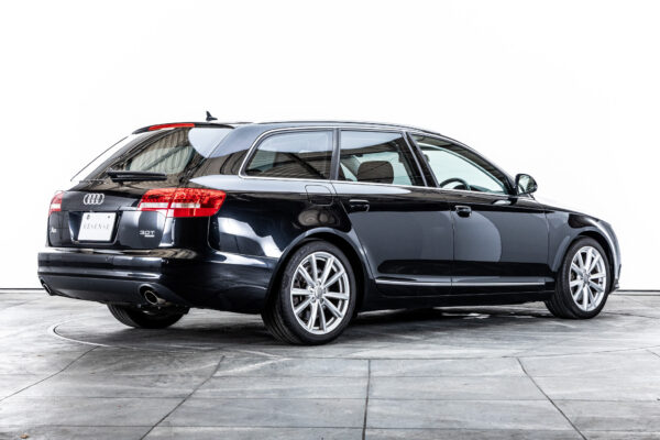 A6アバント3.0TFSI クワトロ 4WD
