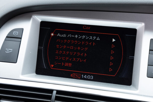 A6アバント3.0TFSI クワトロ 4WD