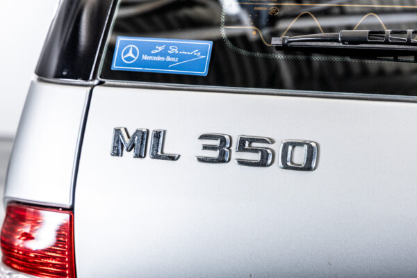 Mクラス ML350 4WD