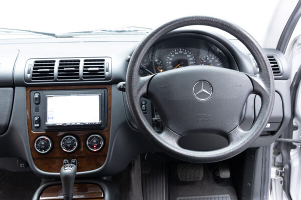 Mクラス ML350 4WD