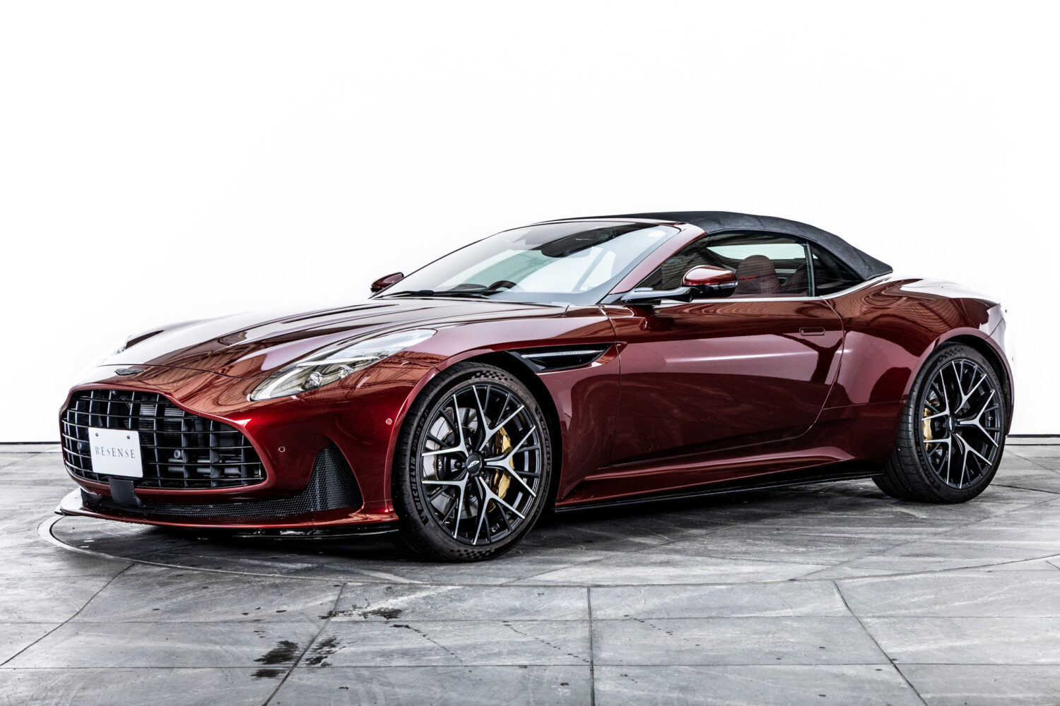 DB12ヴォランテ 4.0 V8