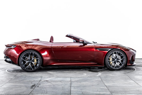DB12ヴォランテ 4.0 V8