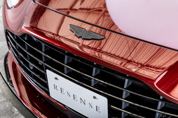 DB12ヴォランテ 4.0 V8