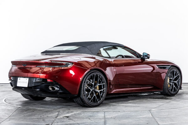DB12ヴォランテ 4.0 V8