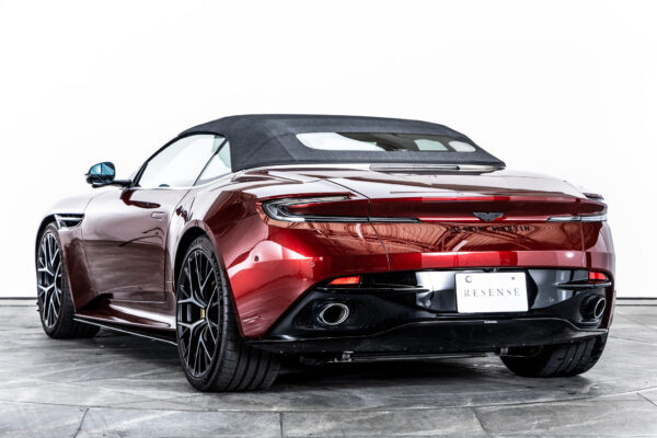 DB12ヴォランテ 4.0 V8