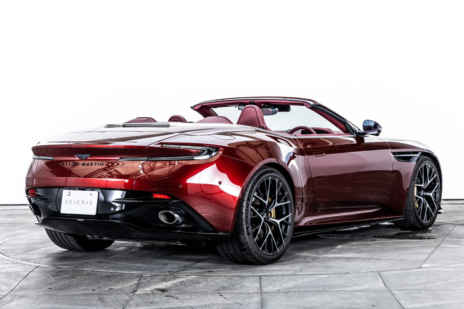 DB12ヴォランテ 4.0 V8