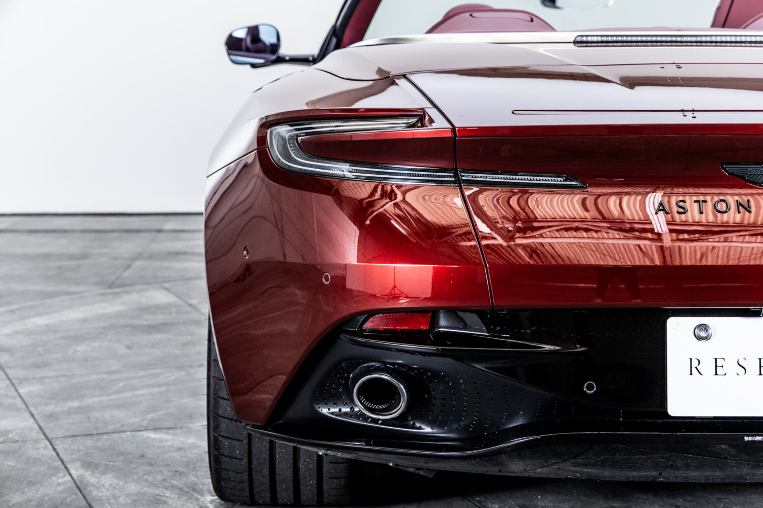 DB12ヴォランテ 4.0 V8
