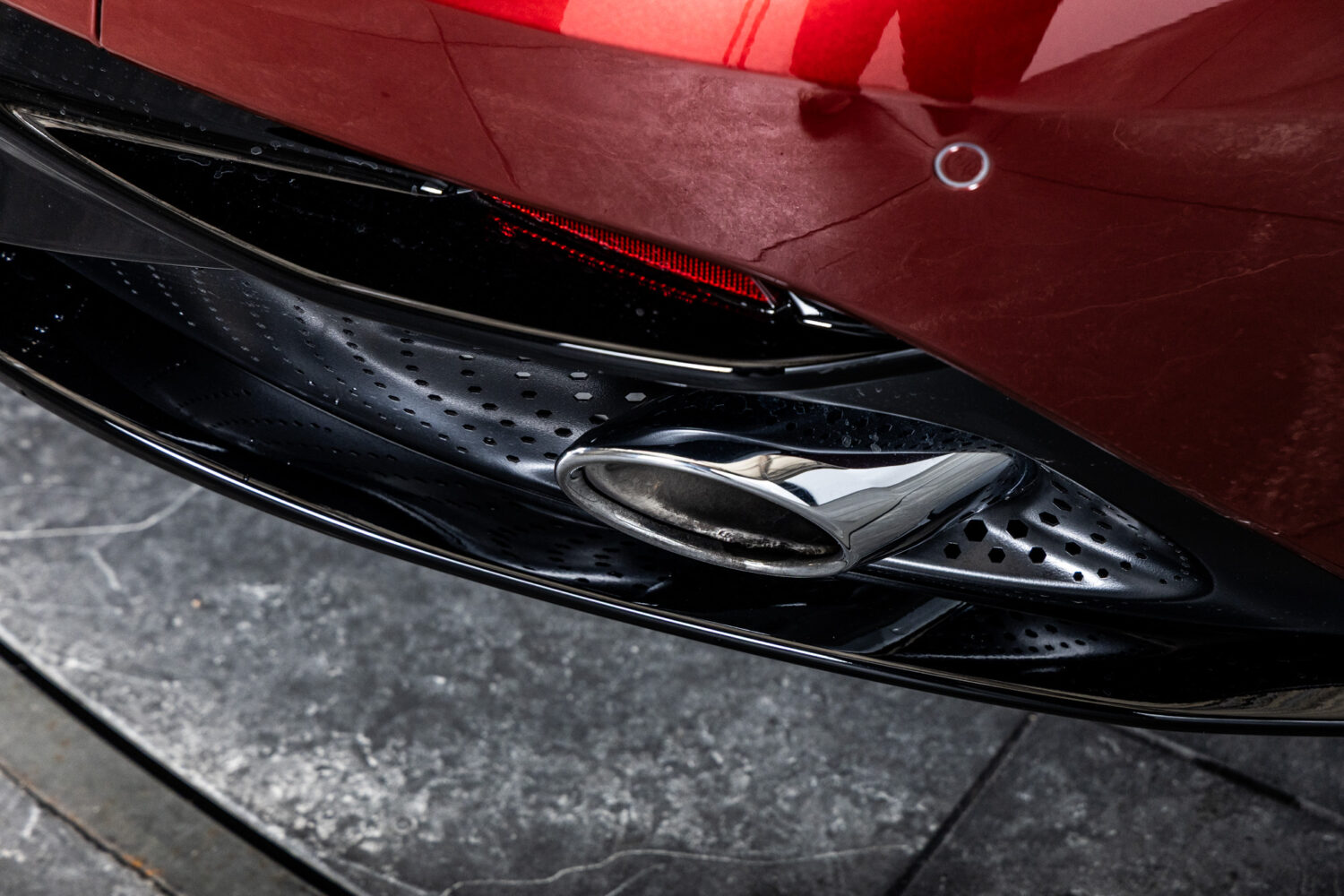 DB12ヴォランテ 4.0 V8