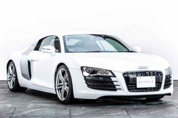 R8 4.2FSIクワトロ 4WD