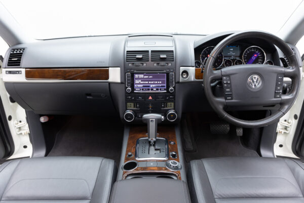 トゥアレグ V6 4WD