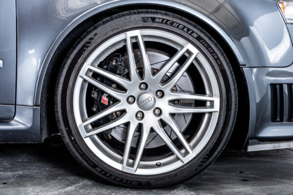 RS4アバント 4.2 6MT