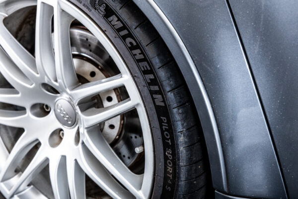 RS4アバント 4.2 6MT