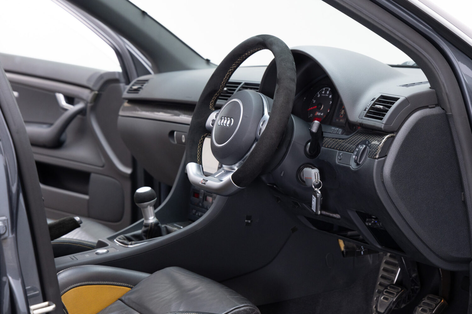 RS4アバント 4.2 6MT