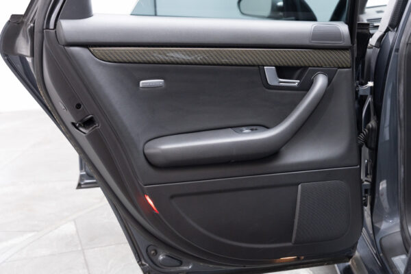 RS4アバント 4.2 6MT