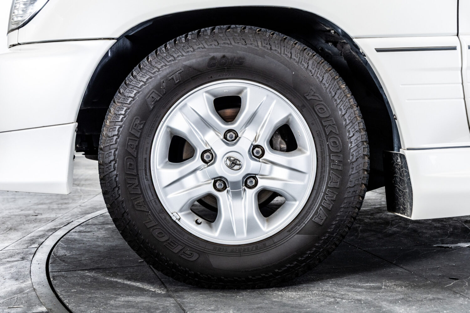ランドクルーザー100 4.7VX-LTD Gセレクション 4WD