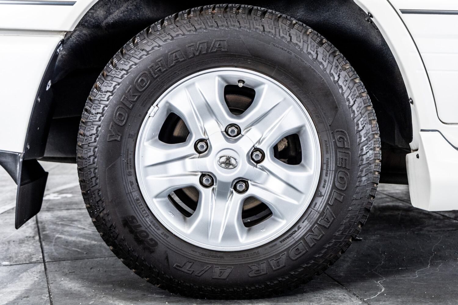 ランドクルーザー100 4.7VX-LTD Gセレクション 4WD