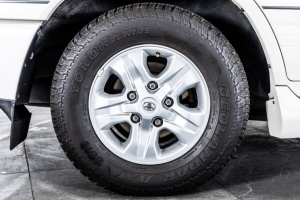 ランドクルーザー100 4.7VX-LTD Gセレクション 4WD