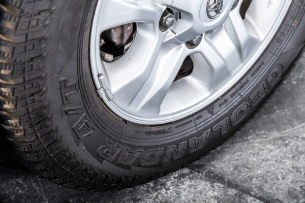 ランドクルーザー100 4.7VX-LTD Gセレクション 4WD